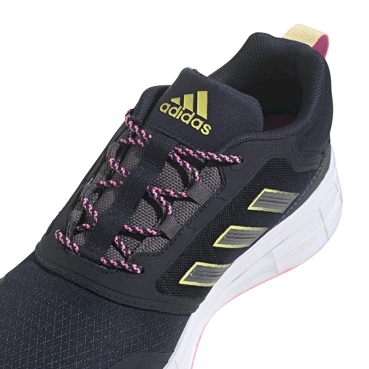 Сиви дамски спортни обувки Adidas Duramo Protect GW3851