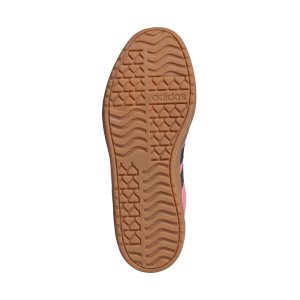 Жіночі кросівки Adidas VL Court Bold на гумовій підошві