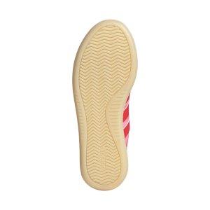 Жіночі кросівки Adidas рожеві на гумовій підошві