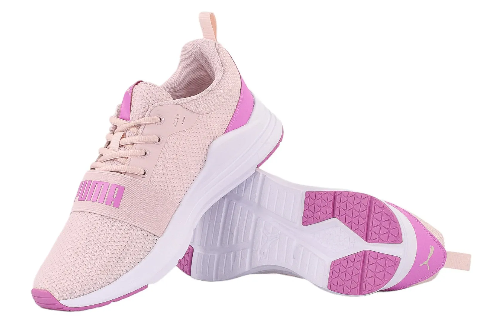 Sneakersy Puma Wired Run z szerokim paskiem na podbiciu