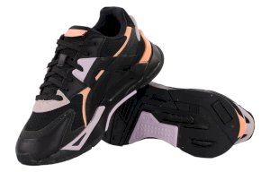 حذاء نسائي من ماركة Puma طراز Mirage Sport Loom