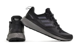 Брендові трекінгові черевики Adidas TERREX FOLGIAN HIKE, чорні
