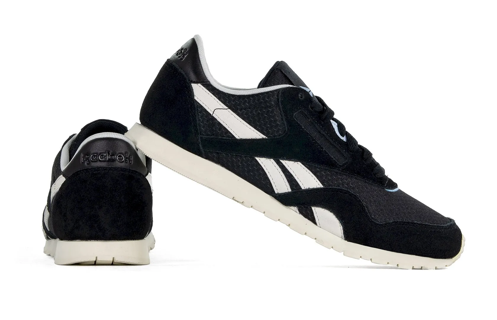 حذاء نسائي أسود لفصل الخريف من Reebok CL NYLON SLIM