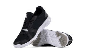Sapatilhas pretas da Reebok para mulher, para o ginásio