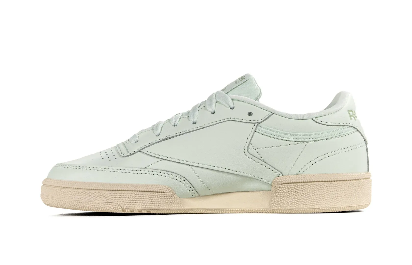 Reebok CLUB C 85 DV8434 女士皮质运动鞋