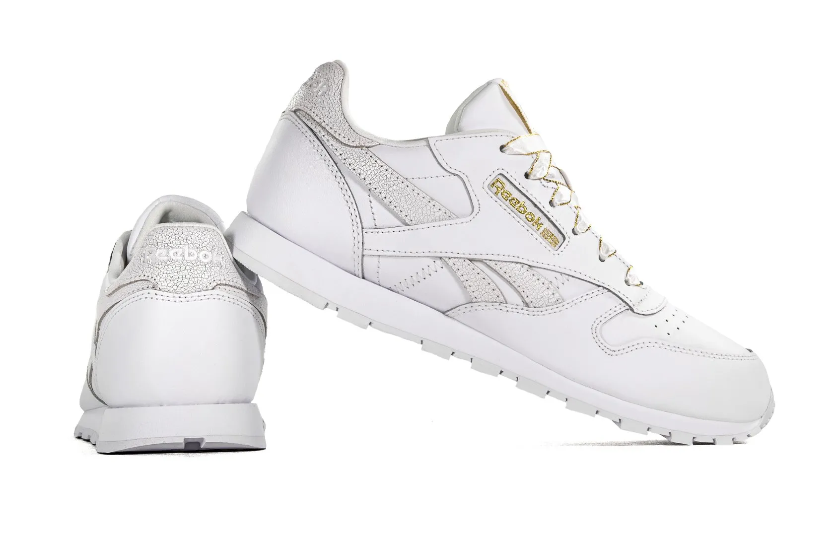 Молодежные кожаные кроссовки Reebok CLASSIC LEATHER DV9631