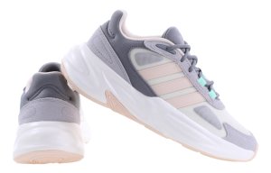Легкие женские кроссовки Adidas OZELLE