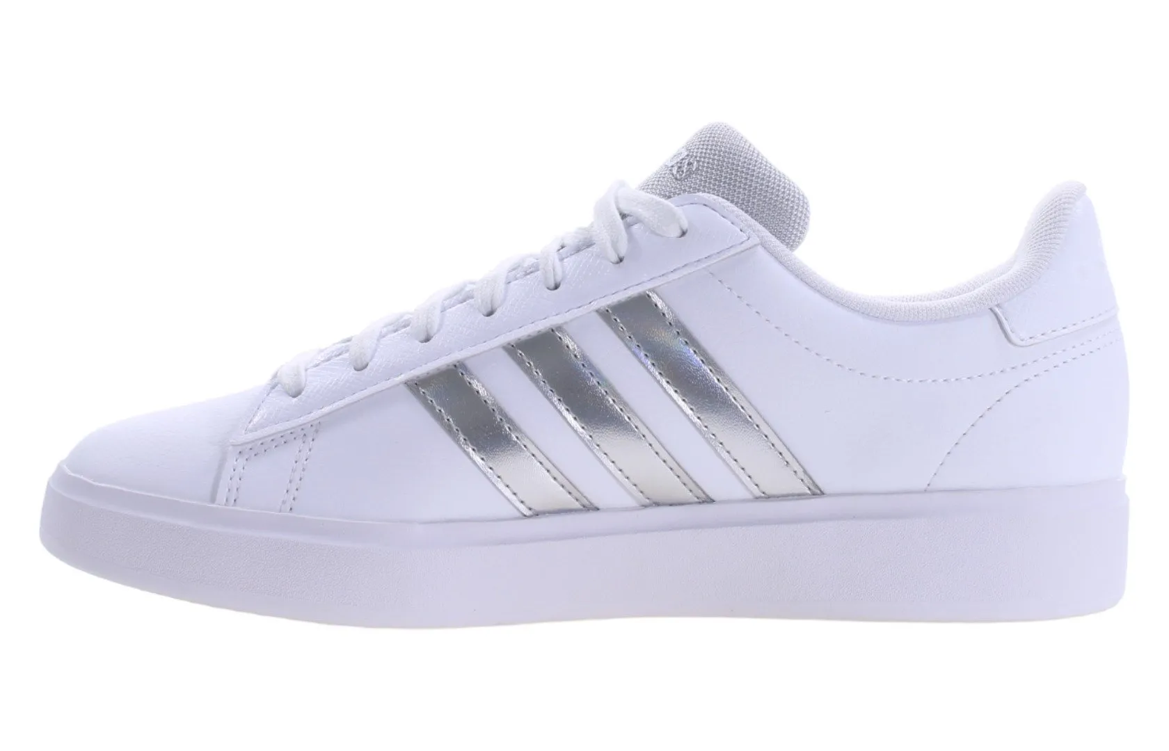 Білі жіночі кросівки Adidas GRAND COURT