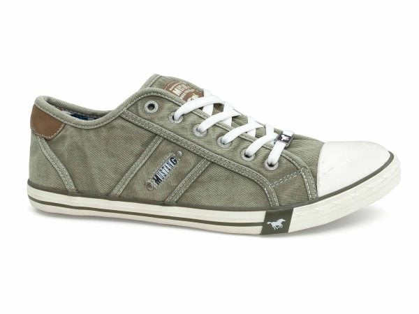 Mustang 42A003 green lace-up men's sneakers