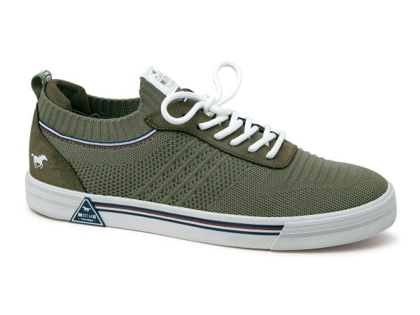 Mustang 48A-070 (4162-302-77) green lace-up tennis shoes for men