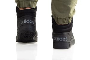 Férfi magas szárú tornacipő Adidas OOPS 3.0 MID GV6683