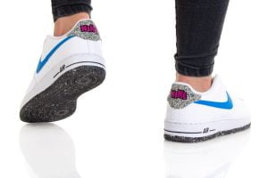 Γυναικεία αθλητικά παπούτσια Nike AIR FORCE 1 LV8 GS DR3098-100