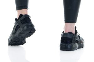Nike HUARACHE RUN GS WD DO6491-001 women&#039;s shoes