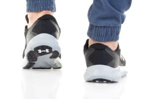 Under Armor CHARGED ROUGE 3 men&#039;s shoes 3024877-002