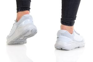 Under Armor UA W Charged Vantage 2 Women&#039;s Shoes 3024884-100