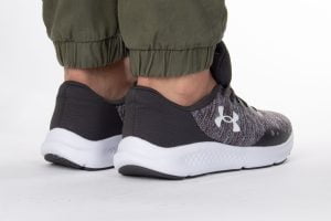 Under Armour CHARGED PURSUIT 3 TWIST meeste kingad 3025945-100
