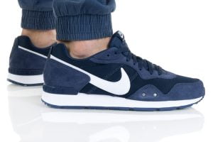 Чоловічі кросівки Nike VENTURE RUNNER CK2944-400 темно-сині