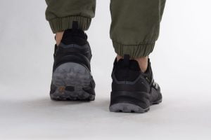 Adidas TERREX SWIFT R3 GTX HR1310 men's trekking shoes