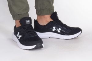 Under Armour CHARGED ASSERT 10 men's shoes 3026175-001