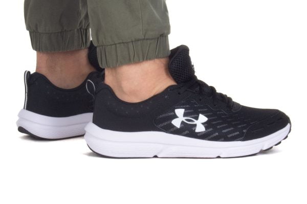 Under Armour Hombre CHARGED ASSERT 10 3026175-001 Negro