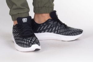Under Armour CHARGED BREEZE 2 3026135-001 men's shoes