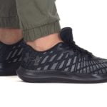 Under Armour zapatillas hombre CHARGED BREEZE 2 3026135-002 Negro