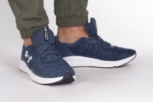 Under Armour CHARGED PURSUIT 3 TWIST men's shoes 3025945-401