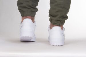 Adidas FORUM LOW men's sneakers FY7755