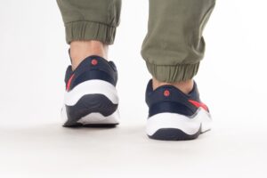 Nike LEGEND ESSENTIAL 3 NN scarpe da uomo DM1120-401