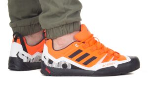 Pantofi pentru bărbați adidas TERREX SWIFT SOLO 2 IE6902 Orange