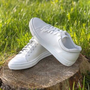 White men's BIN Domeno sneakers